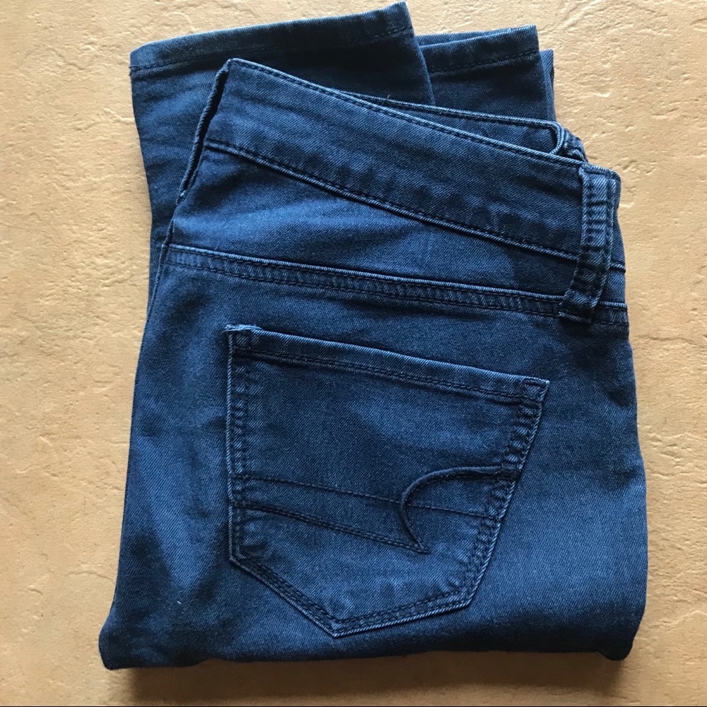 Size 0 American Eagle jeggings.